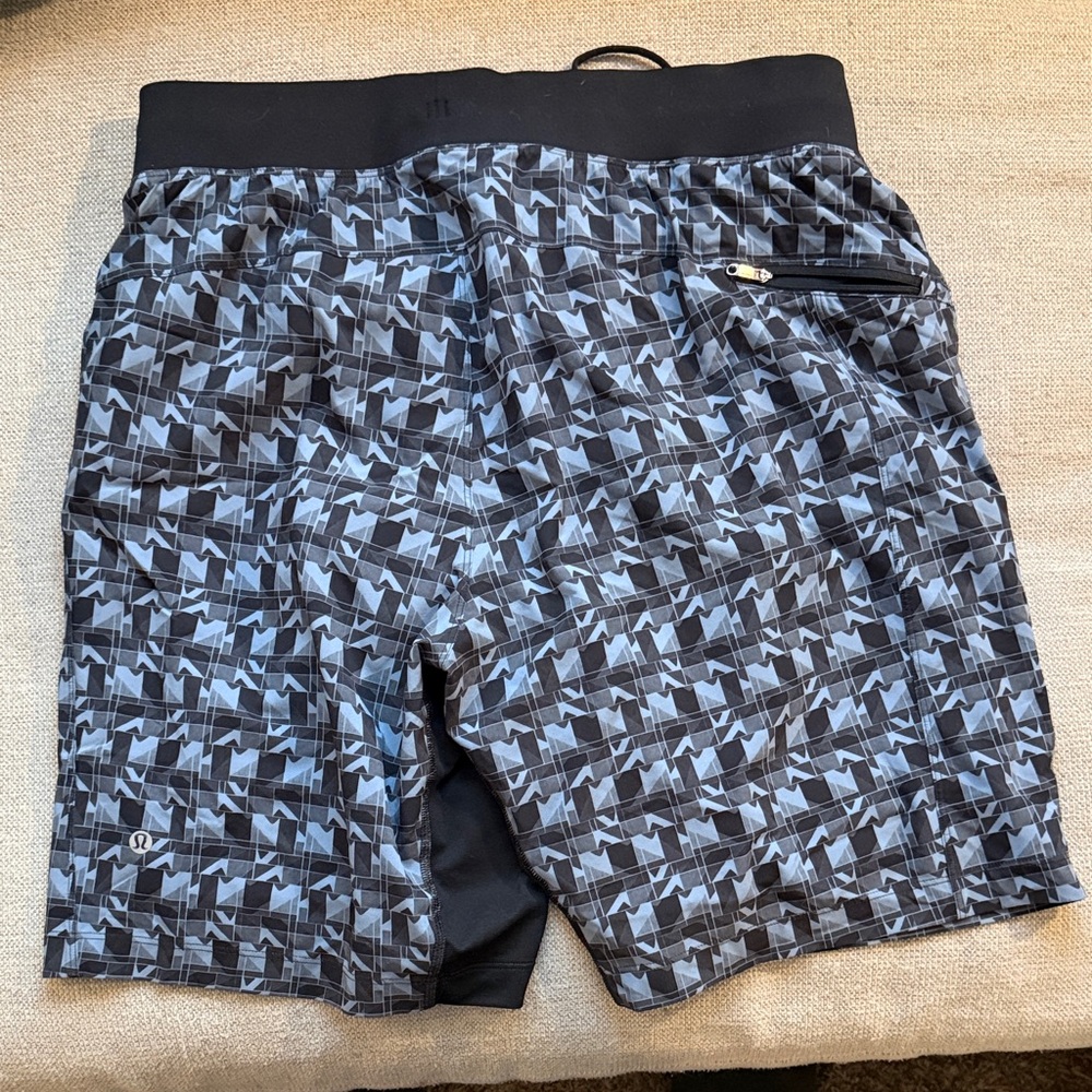 Men's Patterned Lululemon Shorts